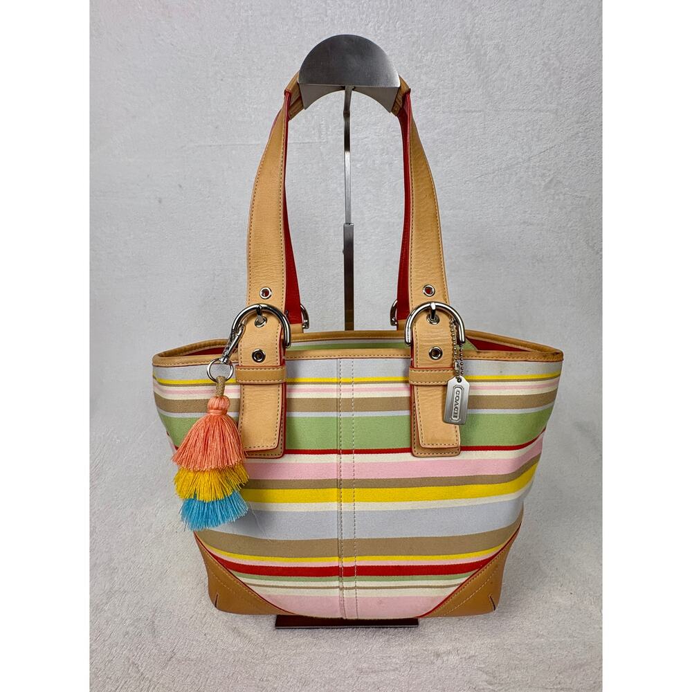 Coach Y2K Hamptons Daisy Stripe Tote with Tan Vachetta Leather Trim and Charm - Picture 16 of 16